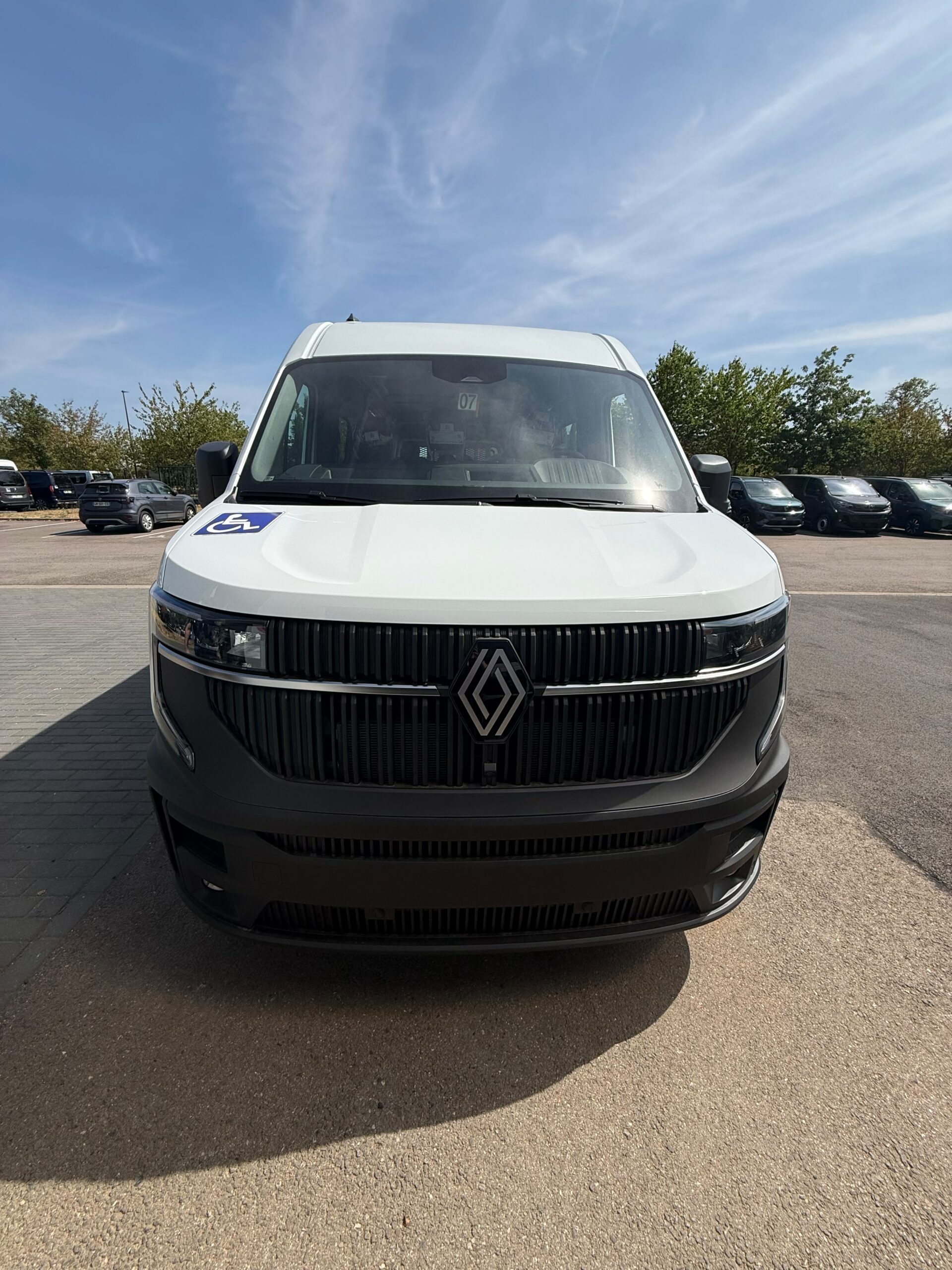 Renault Master L3H2 Tpmr Vue De Face
