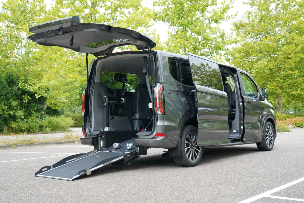Ford Tourneo Custom L2H1 L2SF vue derriere